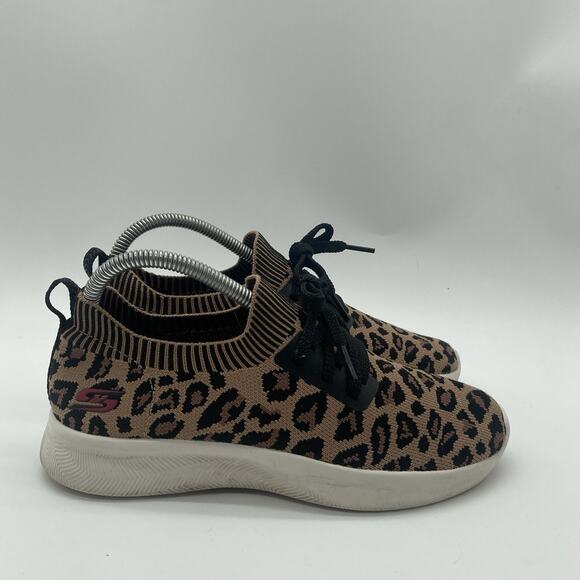 Womens Size 7.5 Skechers Ultra Flex Wild Expedition Shoes Leopard Print Sneakers - Picture 1 of 6